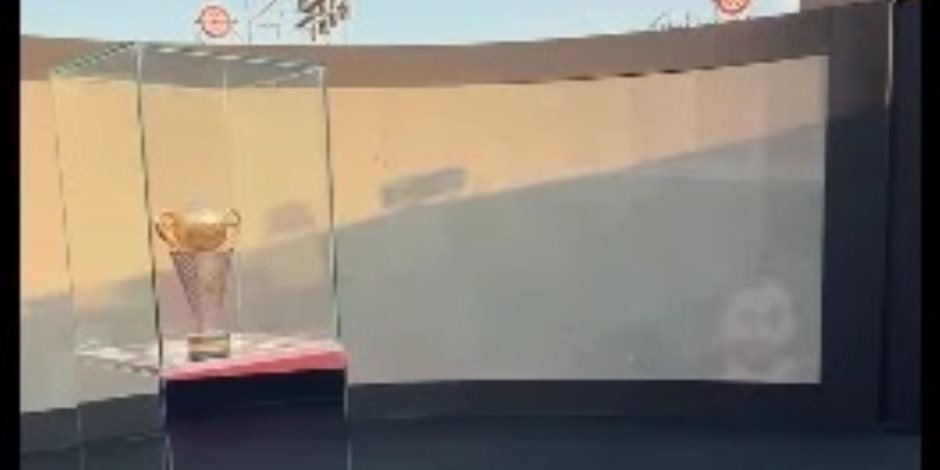 كؤوس الأهلي تتصدر المشهد قبل انطلاق حفل رعاية الأهلى التاريخى