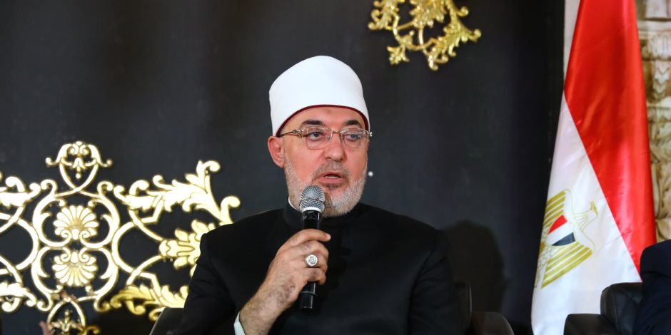 خلال ندوة توعوية بنادي قضاة بورسعيد.. مفتي الجمهورية يؤكد : التشكيك في الهوية وحرب المفاهيم المغلوطة أخطر ما يواجه الأسرة المصرية