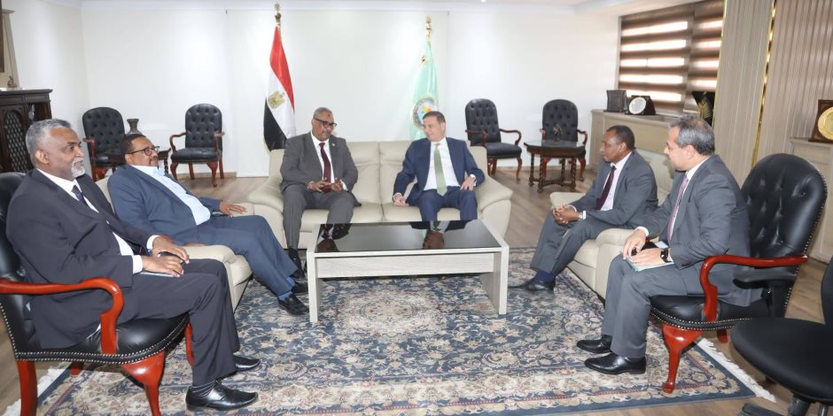 وزير الزراعة يستقبل نظيره السوداني ومدير "المنظمة العربية" لبحث ملفات التكامل والأمن الغذائي