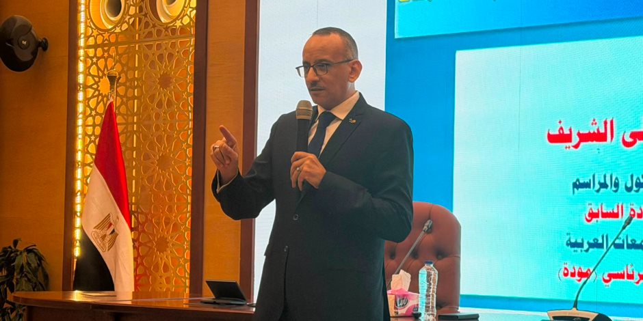 خبير الإتيكيت والبروتوكول والمراسم يؤكد: الإسلام أقام توازنًا متكاملًا بين جمال الروح وحسن المظهر