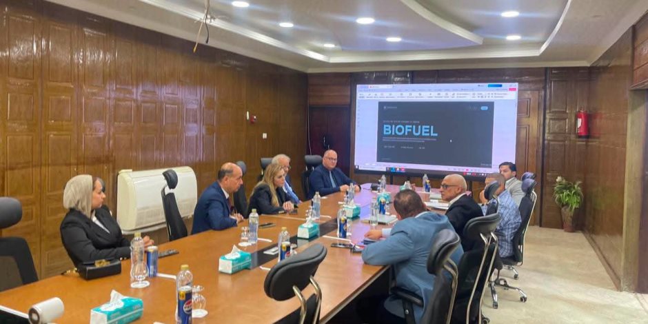  مجاور "يستقبل إحدى الشركات الاستثمارية العالمية لاستعراض الفرص الصناعية والسياحية بالمحافظة (صور) 