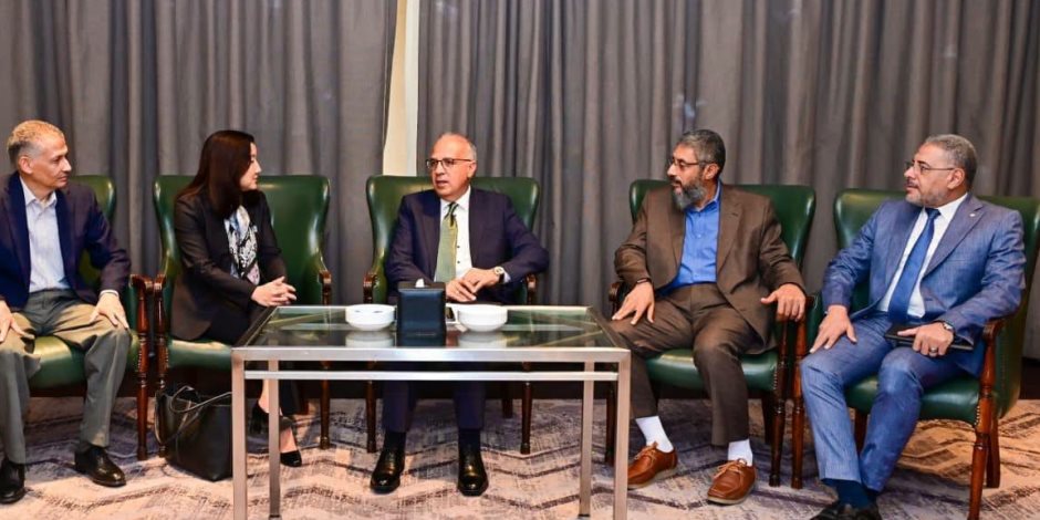  وزير الري : يشهد إطلاق مخرجات "مشروع تعزيز التكيف مع تغير المناخ للتنمية والاستثمار على السواحل المصرية