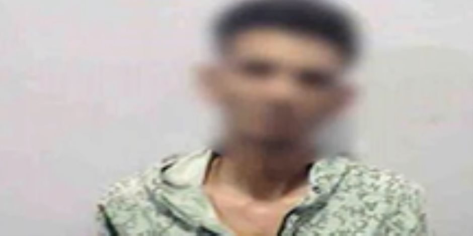 ضبط متهم بالاعتداء على طالب داخل محل عمله في السويس بعد تداول فيديو للواقعة