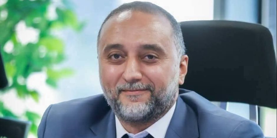 "وكيل صحة سيناء" يعلن عن حزمة من القرارات الإدارية  لضخ دماء جديدة وتطوير الأداء بالقطاع الصحي بالمحافظة 