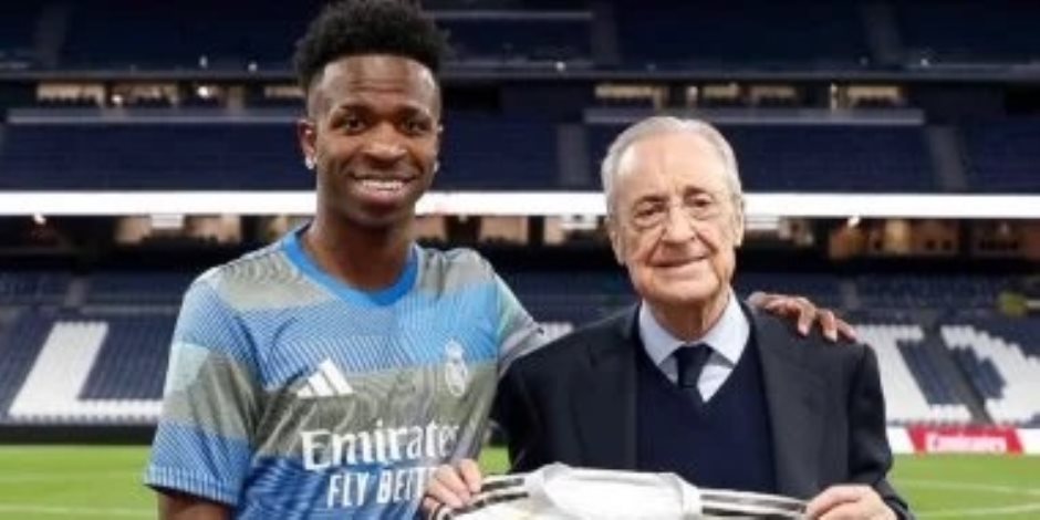 ريال مدريد يعلن تجديد عقد فينيسيوس حتى 2032