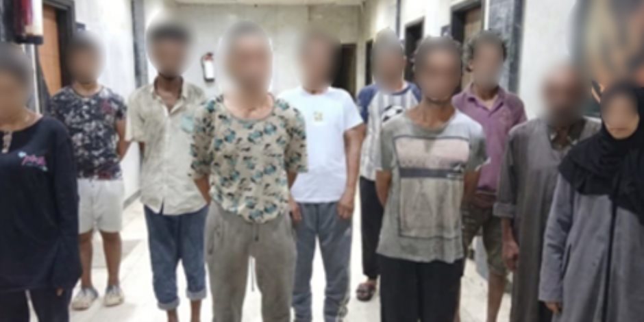 بصحبتها 11 طفلا.. ضبط عصابة جديدة لـ"تسول الأحداث" في الجيزة
