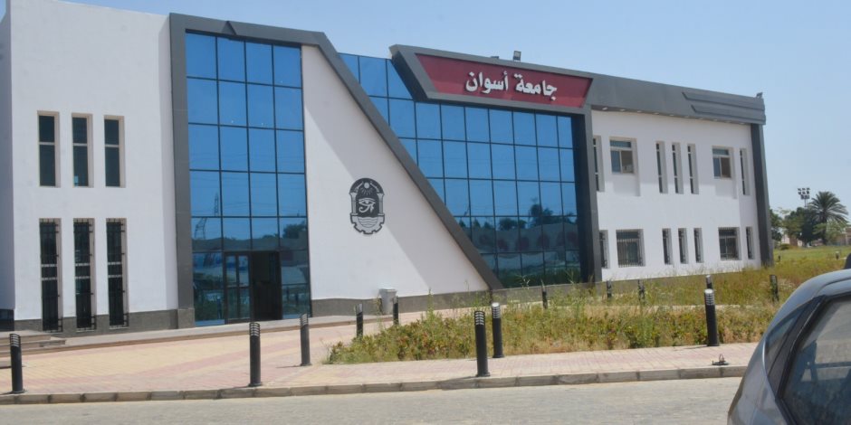 %56 رسوب في «طب أسوان».. الجامعة تكشف التفاصيل وتؤكد: الامتحانات تقيس الفهم وليس الحفظ