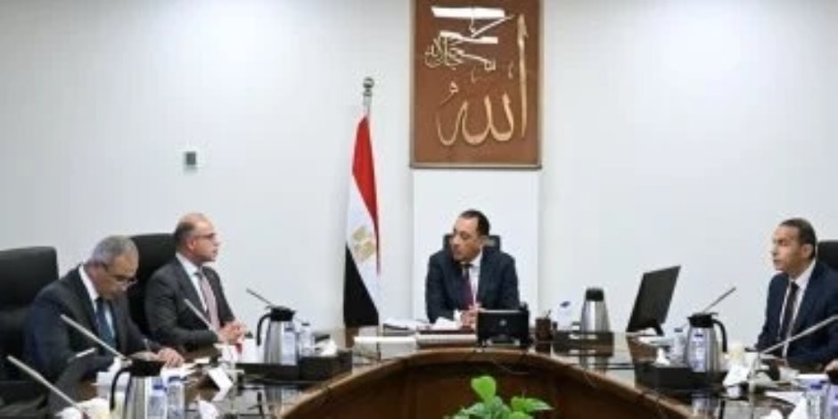 في اجتماع اليوم .. رئيس الوزراء يستعرض عددا من المقترحات لتطوير أداء البورصة المصرية