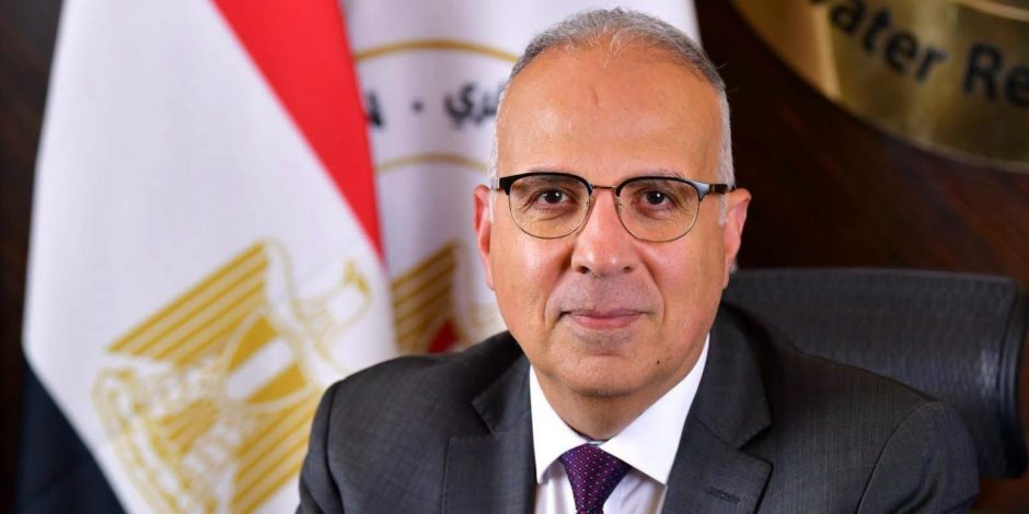 وزير الري يلتقي عددًا من أعضاء مجلسى النواب والشيوخ لمناقشة طلبات المواطنين