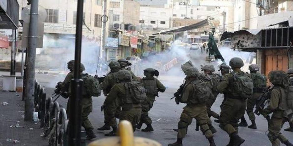 حملة اقتحامات واسعة للاحتلال بالضفة الغربية وتحذيرات من كارثة صحية بغزة