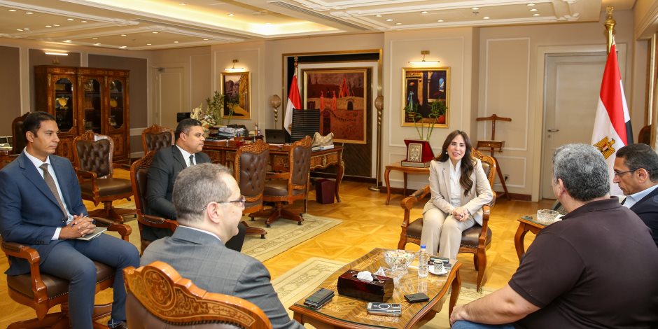 وزيرة الإسكان تبحث مع رئيس مؤسسة GTO العالمية سبل التعاون في تسويق المشروعات العقارية