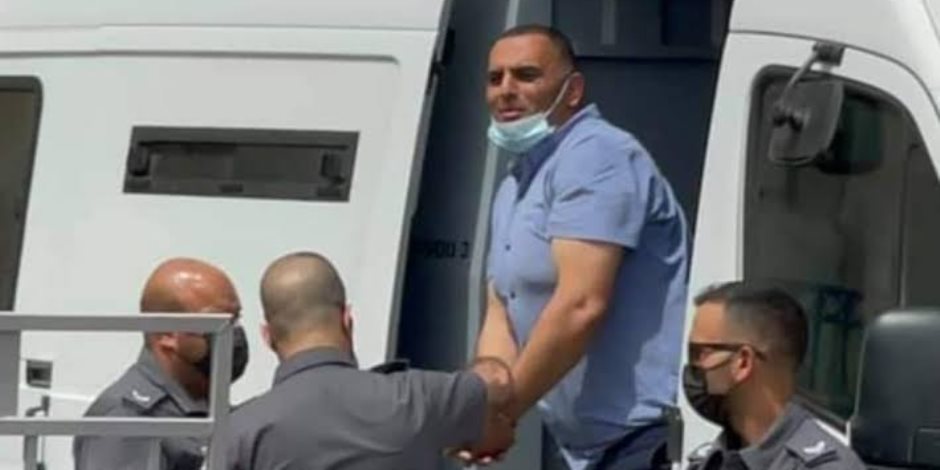 اعتقال وزير شؤون القدس أشرف الأعور من منزله في سلوان.. 25 ألف معتقل بالضفة منذ بدء حرب غزة