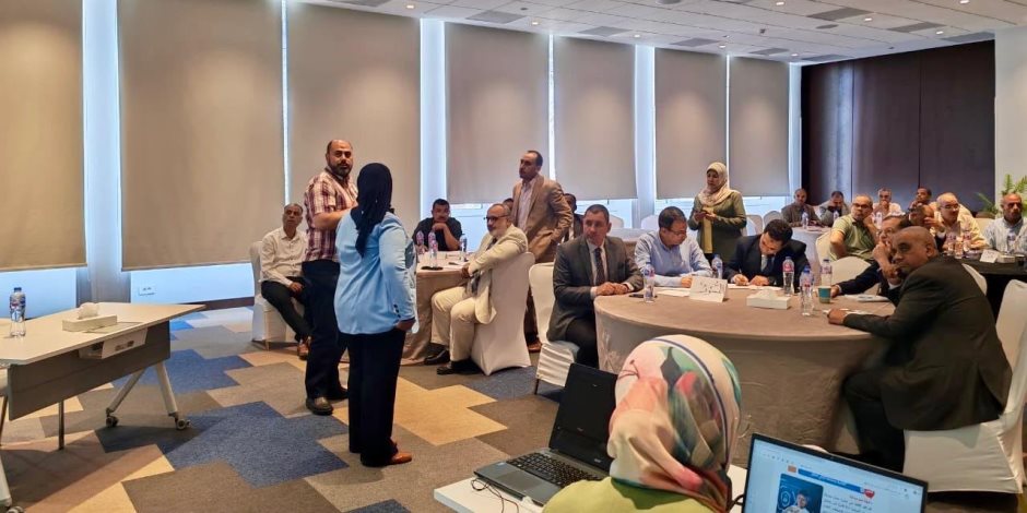 التعليم تواصل تدريب معلمي اللغة العربية استعدادًا لتطبيق البكالوريا المصرية