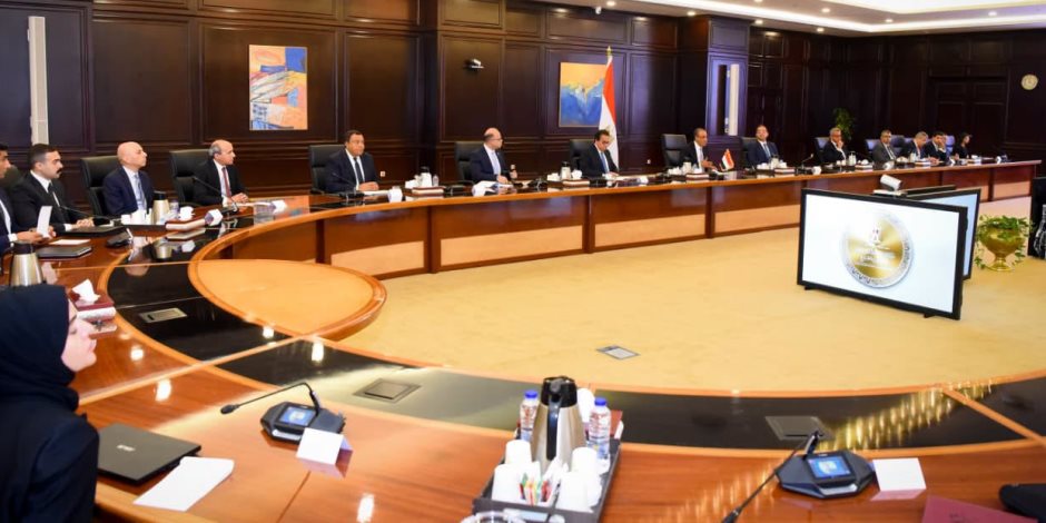 انعقاد الدورة السابعة للجنة العليا المصرية القطرية المشتركة بالعلمين برئاسة وزير الخارجية المصري ورئيس وزراء وزير خارجية قطر ... وتوقيع عدد من الاتفاقيات ومذكرات التفاهم