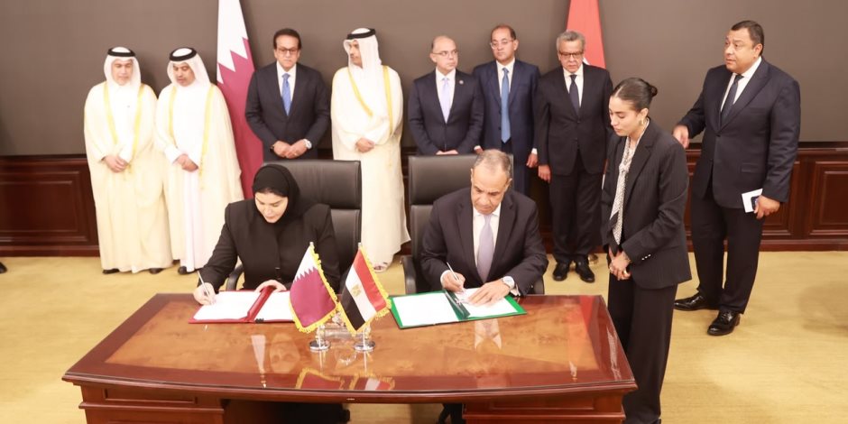 وزير الصحة يستقبل وزيرة التعاون الدولي بدولة قطر لبحث سبل دعم الأشقاء الفلسطينيين وتعزيز التعاون الصحي المشترك