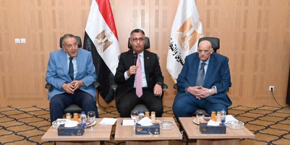 وزير التموين يوجّه بتشكيل لجنة مشتركة لدراسة مطالب أصحاب المخابز 