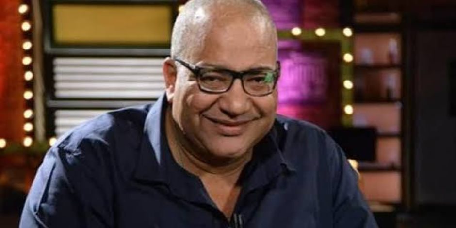  بيومى فؤاد يُصاب بالحزام النارى ونقله إلى أحد المستشفيات بالمهندسين