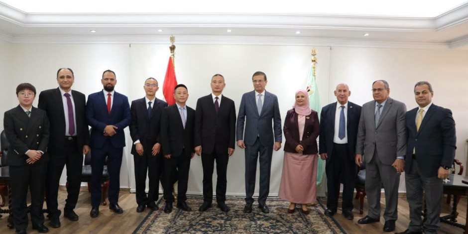 وزير الزراعة يستقبل وفداً من هيئة "إيكاما" الصينية لبحث توطين صناعة المبيدات ونقل التكنولوجيا الحديثة