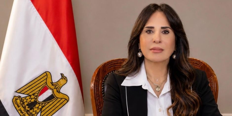 وزيرة الإسكان تصدر قرارات إزالة مخالفات بناء بالساحل الشمالي الغربي ومدينة السادات