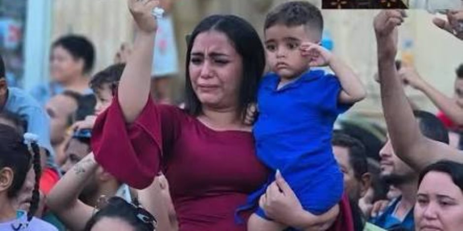 والدة طفل مصاب بالسرطان تكشف تفاصيل رحلة علاجه