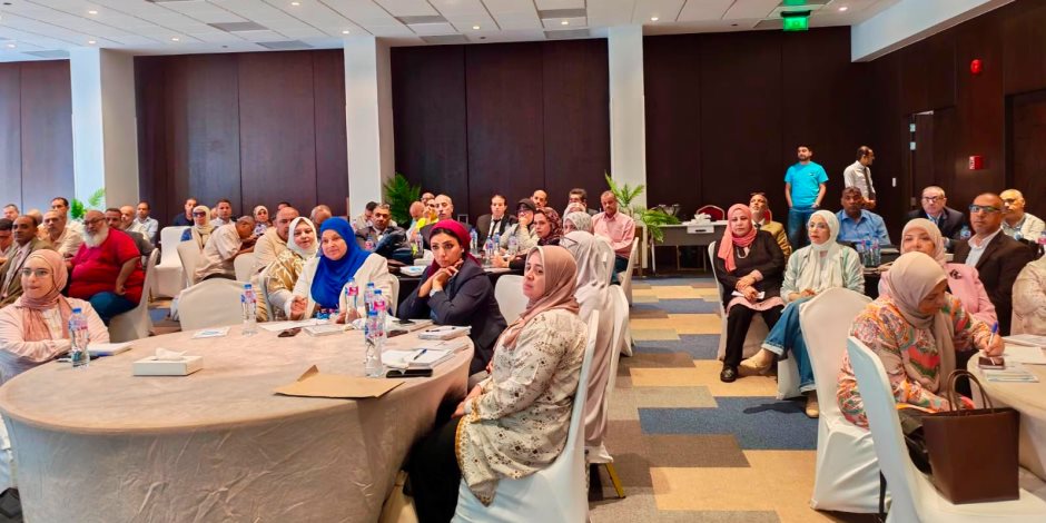 وزارة التربية والتعليم تقرر تدريس مادة البرمجة فى المدارس الفنية