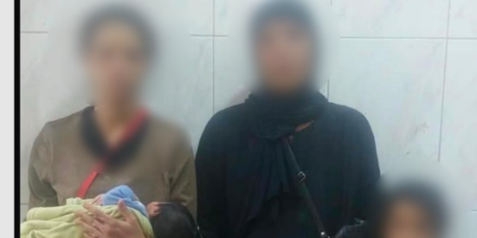 ضبط سيدتين بالجيزة لاستغلال طفلين في أعمال التسول واستجداء المارة