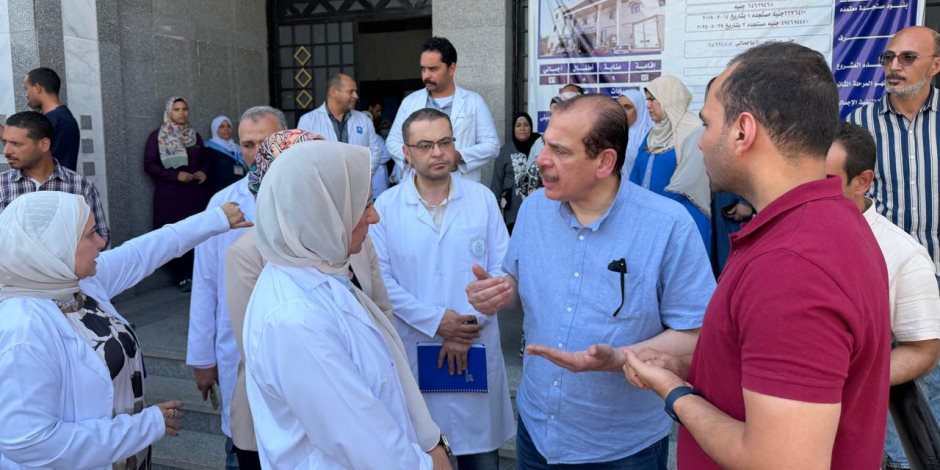 نائب وزير الصحة يتفقد منشآت المنيا الصحية ويوجه بتحسين الخدمات وتذليل العقبات أمام المواطنين