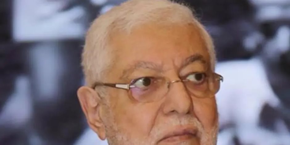 «الطاعة أولاً».. كيف حوّل محمود حسين أفكار قطب إلى أدوات للسيطرة على جماعة الإخوان الإرهابية بالخارج؟