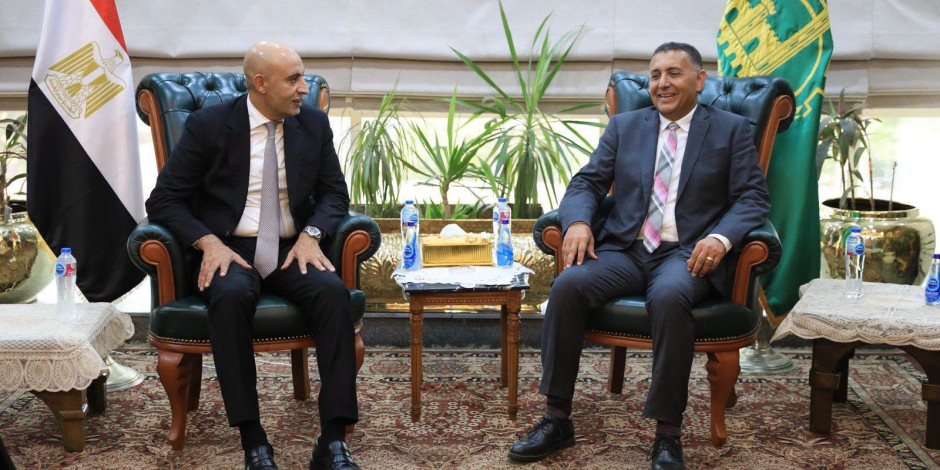 محافظ القليوبية يستقبل وزير التربية بديوان عام المحافظة تمهيدًا لافتتاح 3 مدارس بمركزي بنها وطوخ