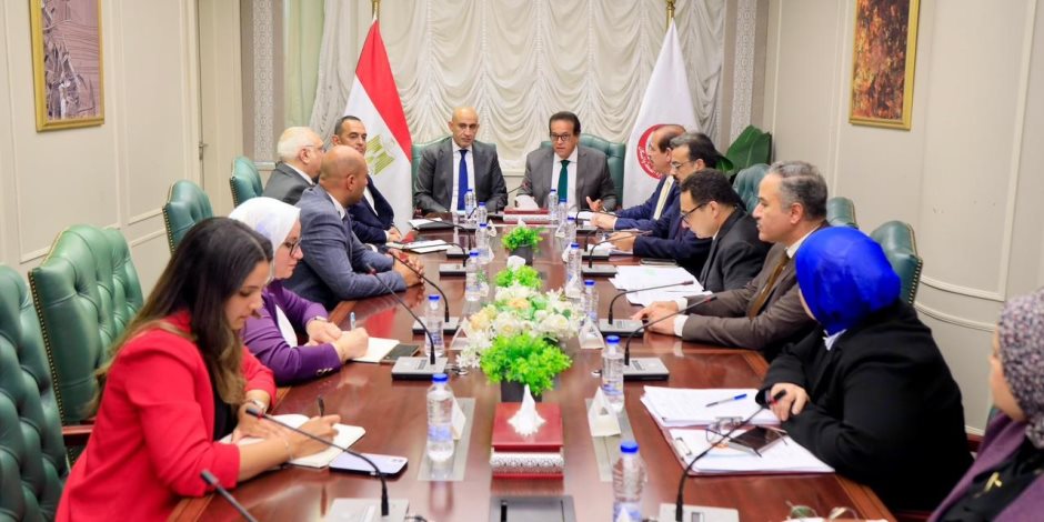 وزيرا الصحة والتربية والتعليم يبحثان تطوير منظومة مدارس التمريض