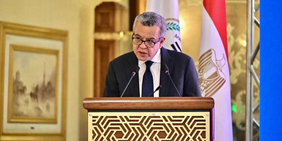 رئيس الجهاز المركزي للمحاسبات يستعرض دور "الإنتوساي" في تنسيق الجهود بمجال الذكاء الاصطناعي الاقتصادي