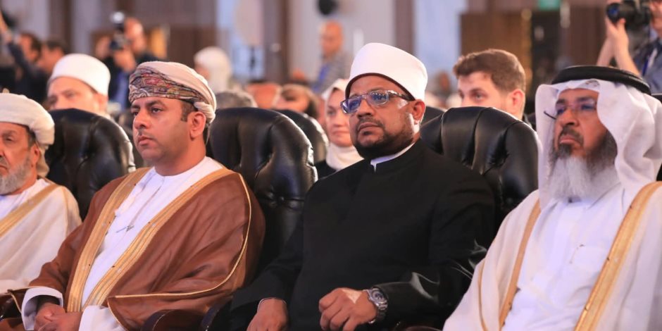 أمين «البحوث الإسلامية»: استقرار الأسرة ركيزة أساسية في بناء مجتمع آمن ومتوازن