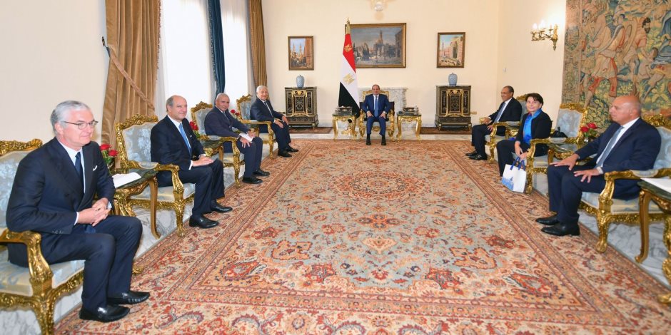 الرئيس السيسي يدعو ميلوني لزيارة مصر.. مباحثات لتعزيز الشراكة مع إيطاليا واحتواء أزمات المنطقة