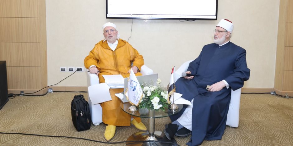 الجلسة العلمية الرابعة بمؤتمر الإفتاء تبحث آليات حماية الأسرة وتعزيز استقرارها برئاسة وكيل الأزهر السابق
