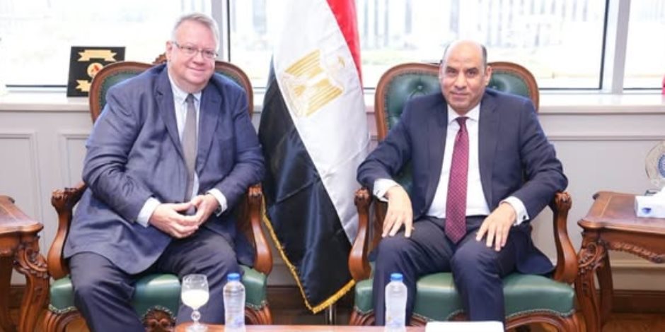 حسن رداد يلتقي مدير مكتب منظمة العمل الدولية بالقاهرة ويؤكد: تكثيف التعاون لإنجاز الملفات المشتركة