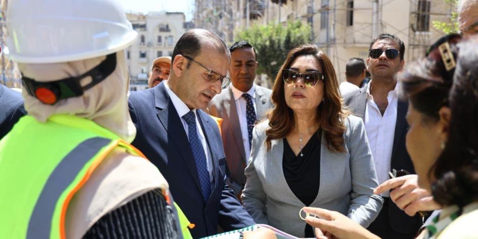 وزيرة التنمية المحلية  تتفقد الموقف التنفيذي لأعمال تطوير شارع إبراهيم باشا بمنطقة الكوربة بمصر الجديدة