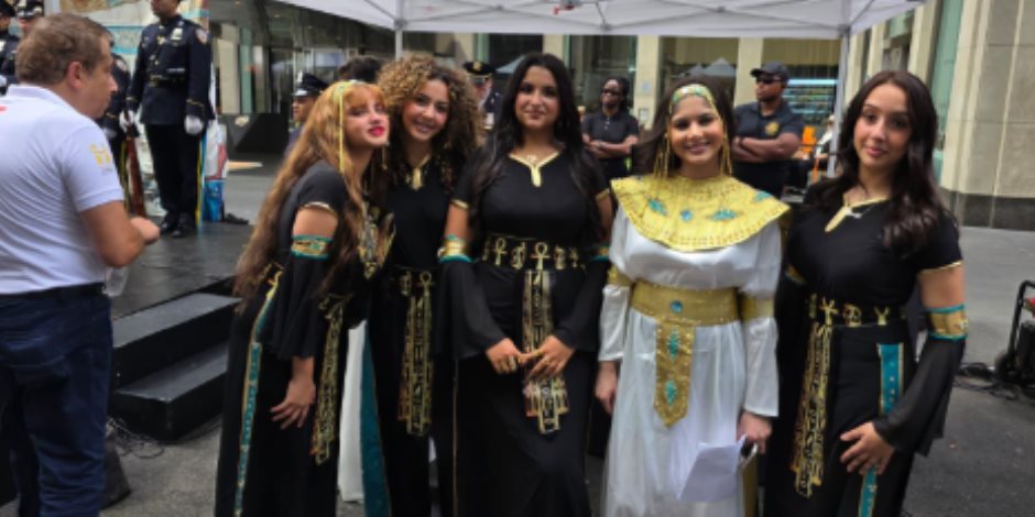 مصر حاضرة في نيويورك.. أغان وطنية وفرحة كبيرة في «اليوم المصري العالمي» بأمريكا