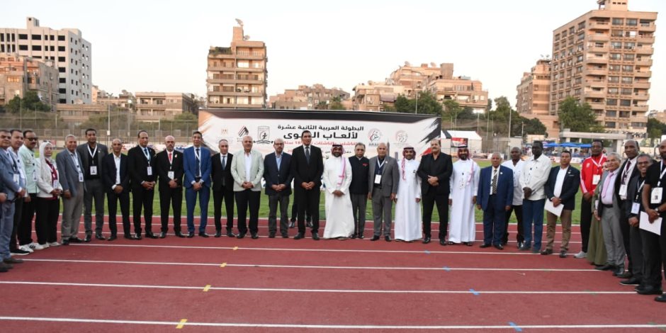 وزير الشباب والرياضة يفتتح أعمال تطوير المركز الأولمبي بالمعادي ويشهد منافسات البطولة العربية لألعاب القوى