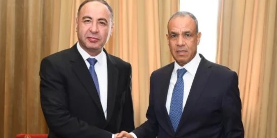 وزير الخارجية يؤكد موقف مصر الثابت الداعم لوحدة ليبيا وسيادتها وسلامة أراضيها