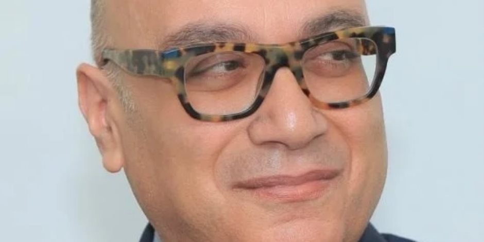 قمحة تعليقا علي مقترح حسن هيكل : الدولة ليست شركة قابضة وقناة السويس ليست أصلًا للمقايضة