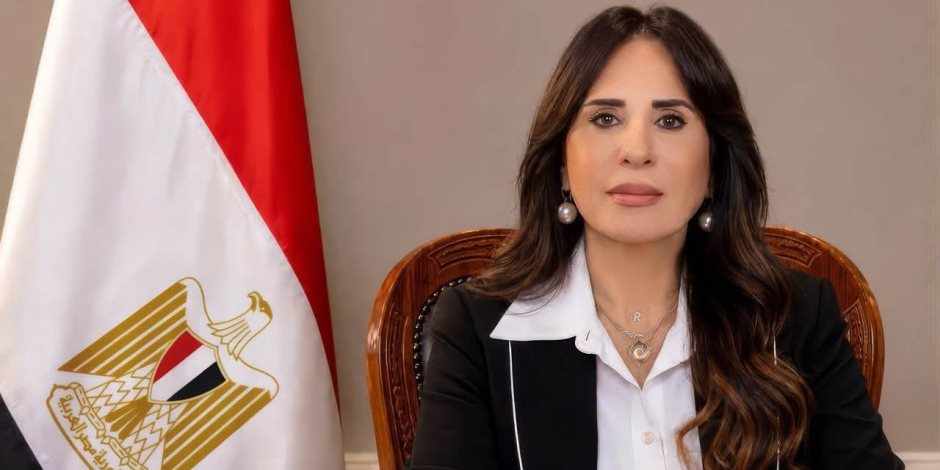 وزيرة الإسكان تتابع موقف تنفيذ عدد من المشروعات السكنية والخدمية بمدن الصعيد الجديدة