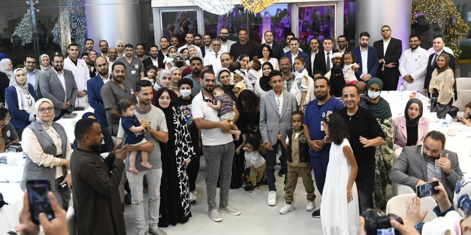 «31 طفلًا عادوا للحياة».. مستشفى الناس يحتفل بإنجاز زراعة كبد الأطفال في عامه الأول بأجواء أسرية.. أيمن عباس: نقدم برنامج طبي متكامل.. ويؤكد: 31 حالة تضعنا بين الأفضل عالميًا