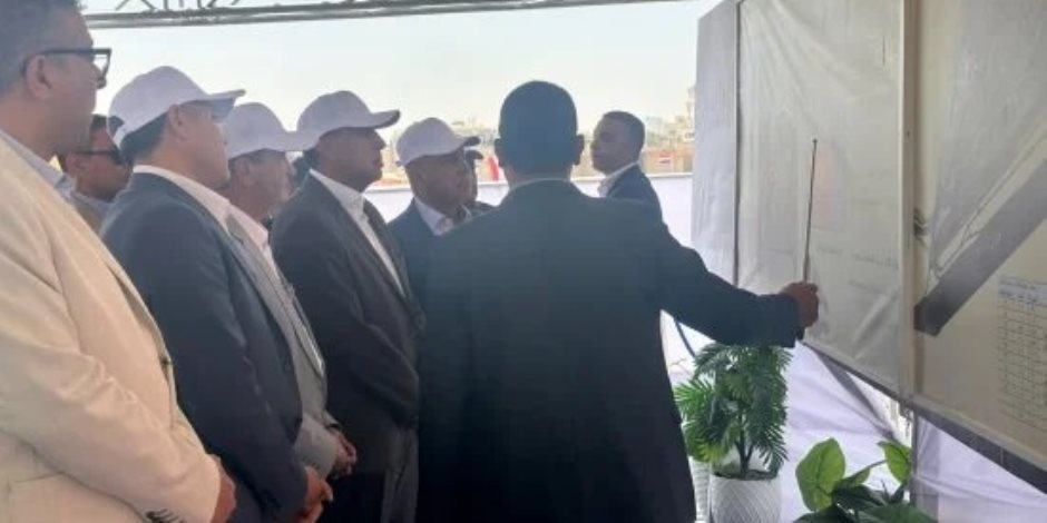 رئيس الوزراء يتفقد ورشة المرحلة الأولى من الخط الرابع لمترو الأنفاق