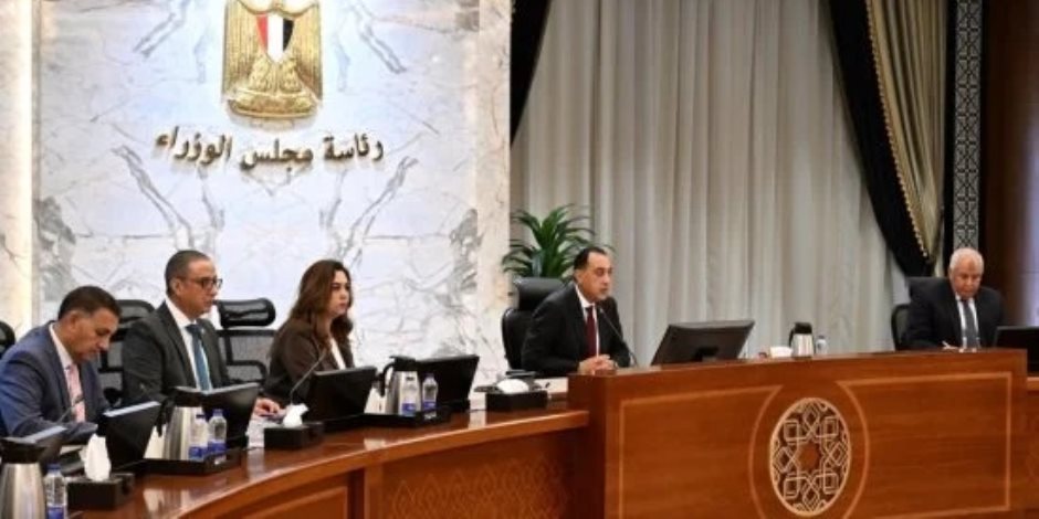 اليوم .. رئيس الوزراء يوجه المحافظين بالتوسع فى إقامة المعارض خلال المواسم والأعياد