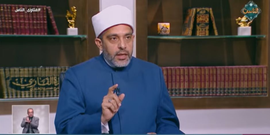 ما حكم قتل الكلاب بالسم للخلاص من الإيذاء؟.. أمين الفتوى يجيب