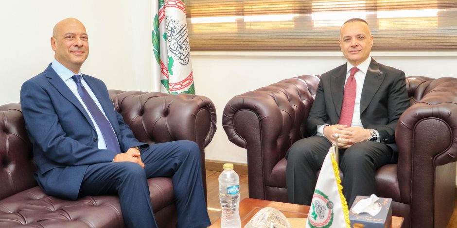 الأمين العام للبرلمان العربي يلتقي مساعد وزير الخارجية المصرية للشؤون البرلمانية