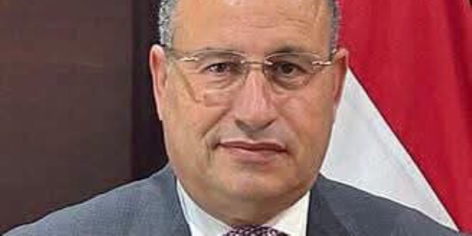 وزير التعليم العالي يشكل اللجنة العليا لمعرض القاهرة للكتاب 2027.. 24 شخصية وخبيرا في الفكر والنشر والإعلام