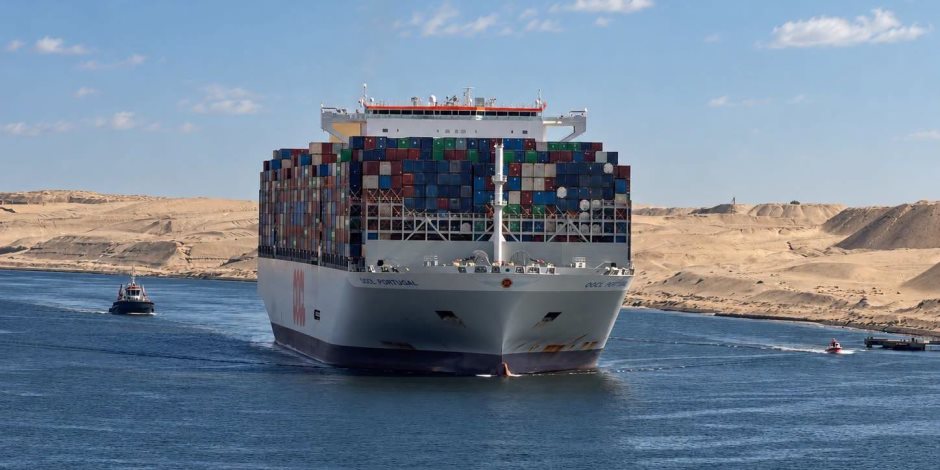 قناة السويس تشهد العبور الأول لسفينة الحاويات OOCL PORTUGAL ضمن قافلة الشمال