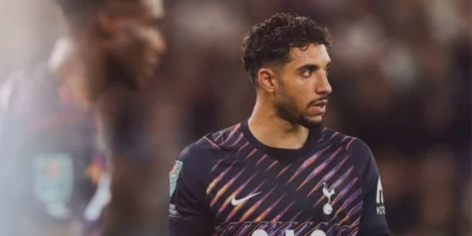 مدرب توتنهام يدعم عمر مرموش: لاعب مذهل وأثق فى قدراته