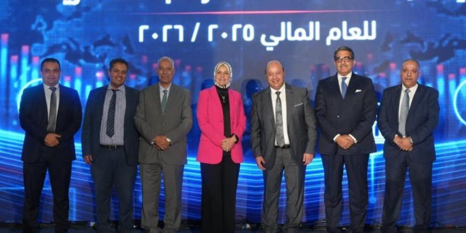 وزير المالية.. للموظفين المتميزين بالضرائب: شكرًا.. «صُنَّاع التغيير» على ثقة المجتمع الضريبى